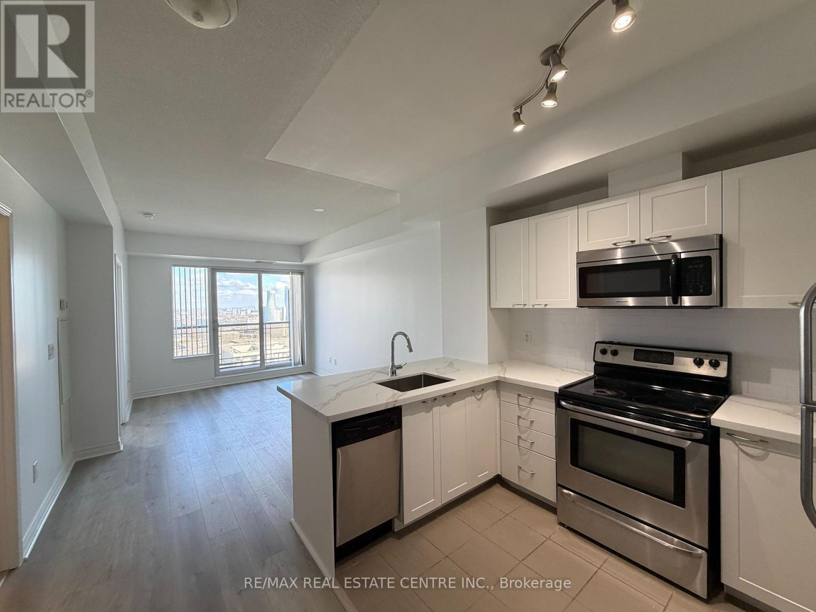 3003 - 385 Prince Of Wales Drive, Mississauga, Ontario  L5B 0C6 - Photo 3 - W12488586