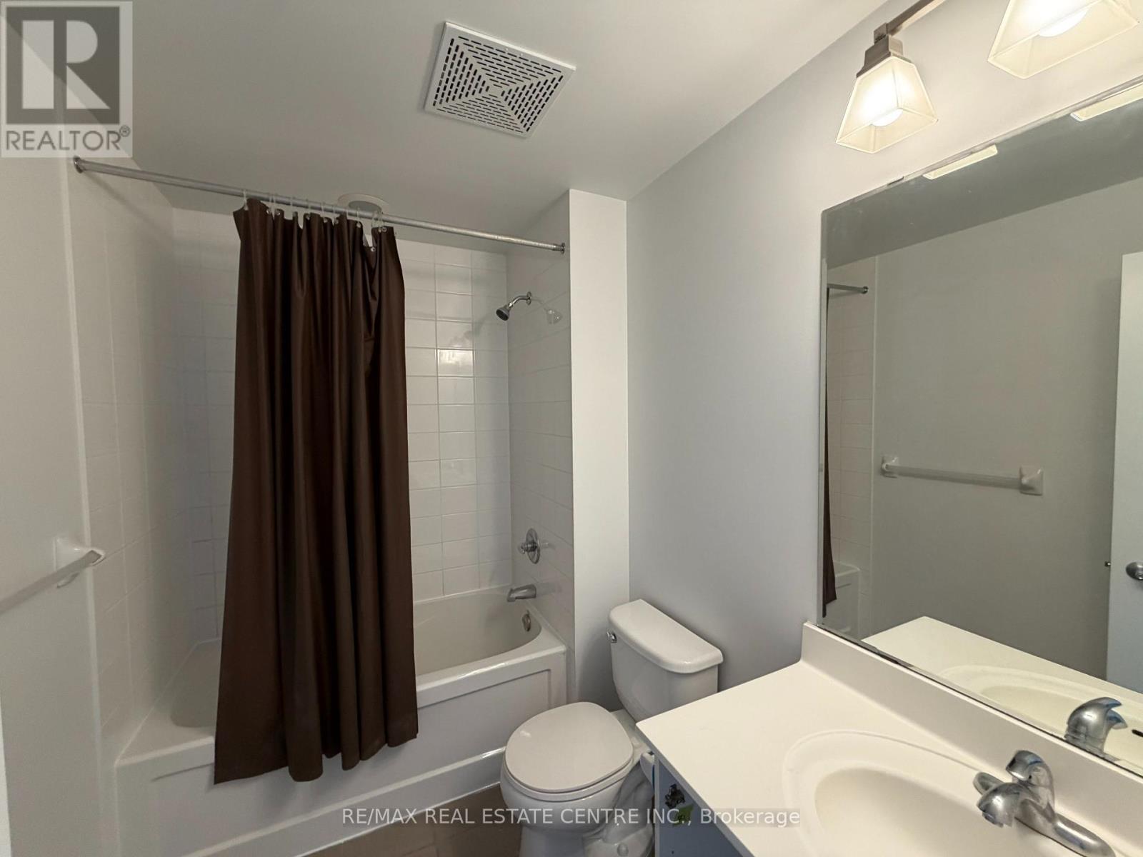 3003 - 385 Prince Of Wales Drive, Mississauga, Ontario  L5B 0C6 - Photo 8 - W12488586