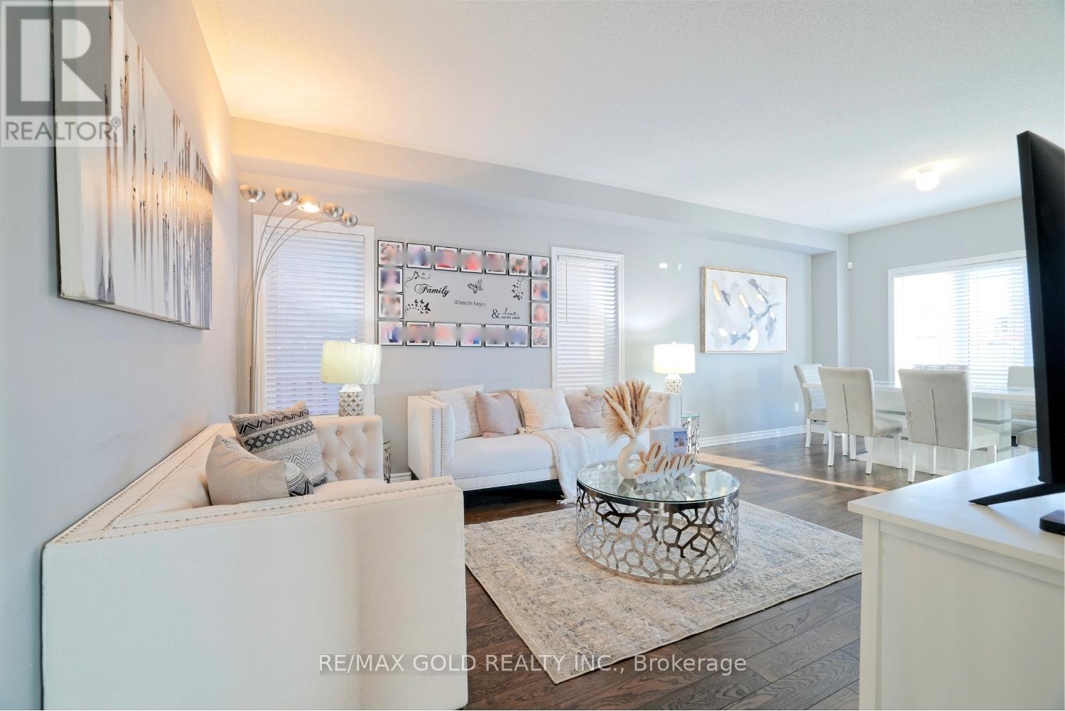 1 Furniss Street, Brock (Beaverton), Ontario  L0K 1A0 - Photo 10 - N12489014