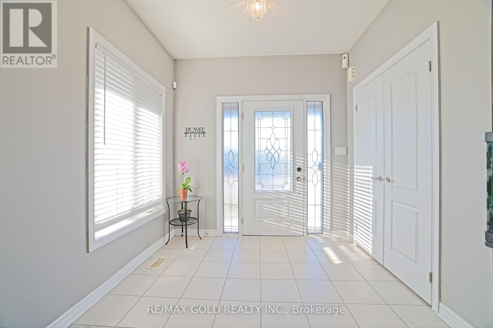 1 Furniss Street, Brock (Beaverton), Ontario  L0K 1A0 - Photo 8 - N12489014