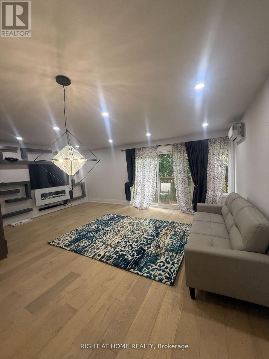 287 MILESTONE CRESCENT, Aurora, Ontario