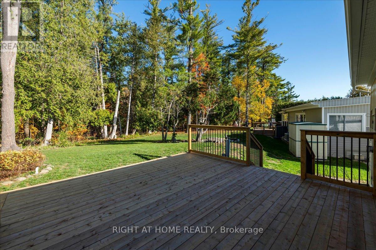 18 Riverview Circle, Innisfil, Ontario  L9S 1M2 - Photo 33 - N12489044