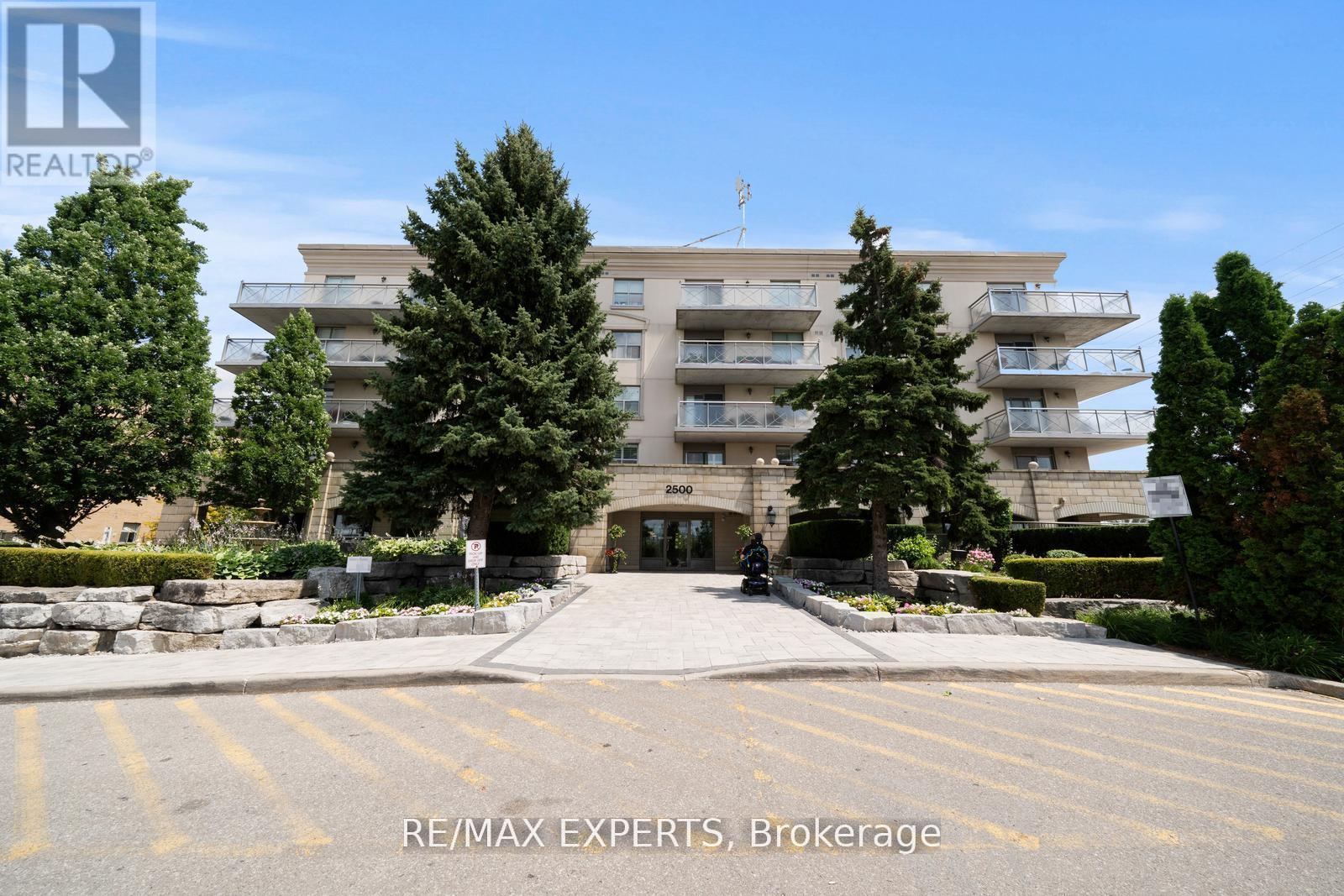 213 - 2500 RUTHERFORD ROAD, Vaughan, Ontario