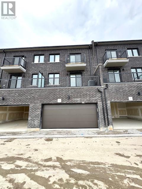 63 Peace Lane, Richmond Hill, Ontario  L4B 0J5 - Photo 2 - N12489072