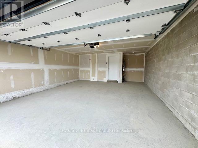 63 Peace Lane, Richmond Hill, Ontario  L4B 0J5 - Photo 21 - N12489072