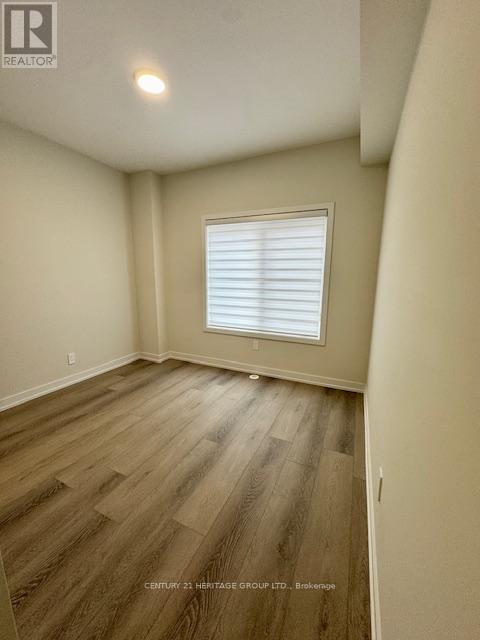 63 Peace Lane, Richmond Hill, Ontario  L4B 0J5 - Photo 4 - N12489072