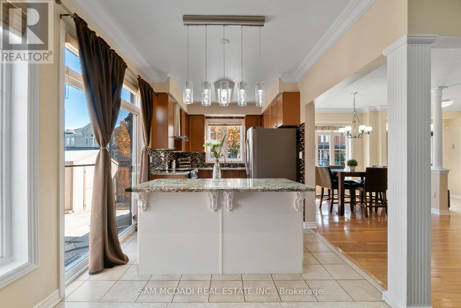 4 Invitational Road, Brampton, Ontario  L6P 2H1 - Photo 12 - W12489012