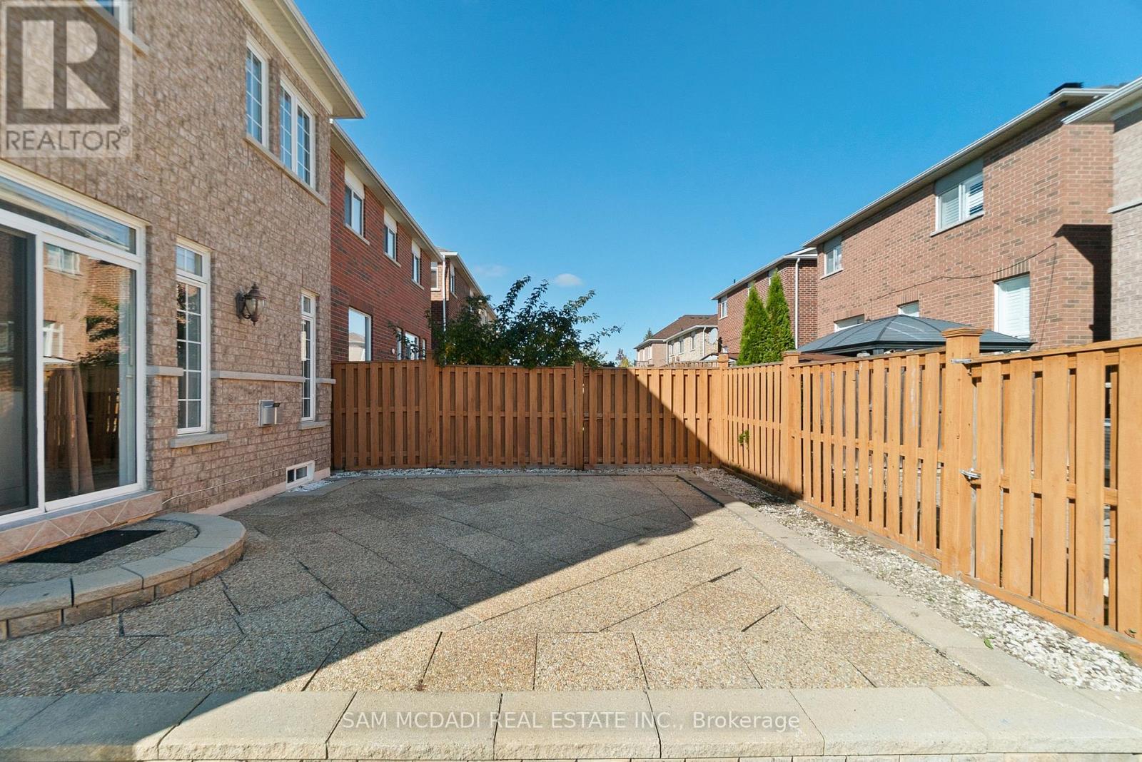 4 Invitational Road, Brampton, Ontario  L6P 2H1 - Photo 34 - W12489012