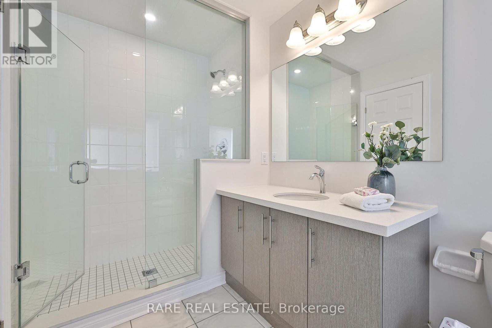 129 Marigold Gardens, Oakville, Ontario  L6H 0Y1 - Photo 29 - W12489054