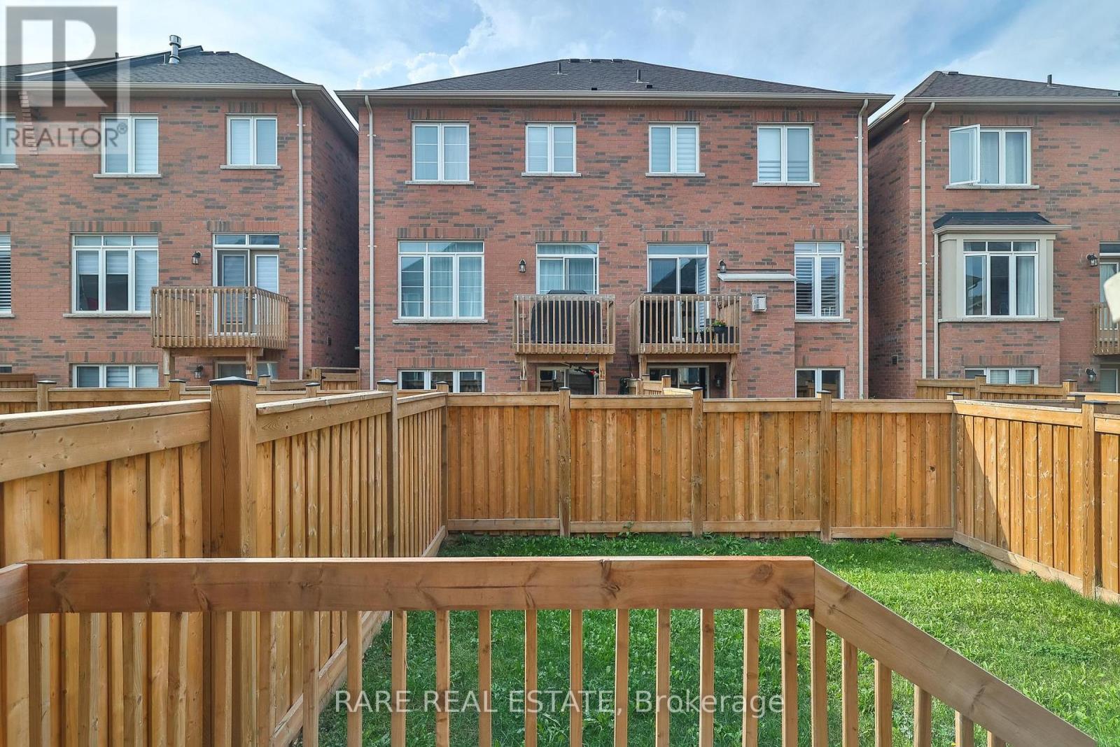 129 Marigold Gardens, Oakville, Ontario  L6H 0Y1 - Photo 37 - W12489054