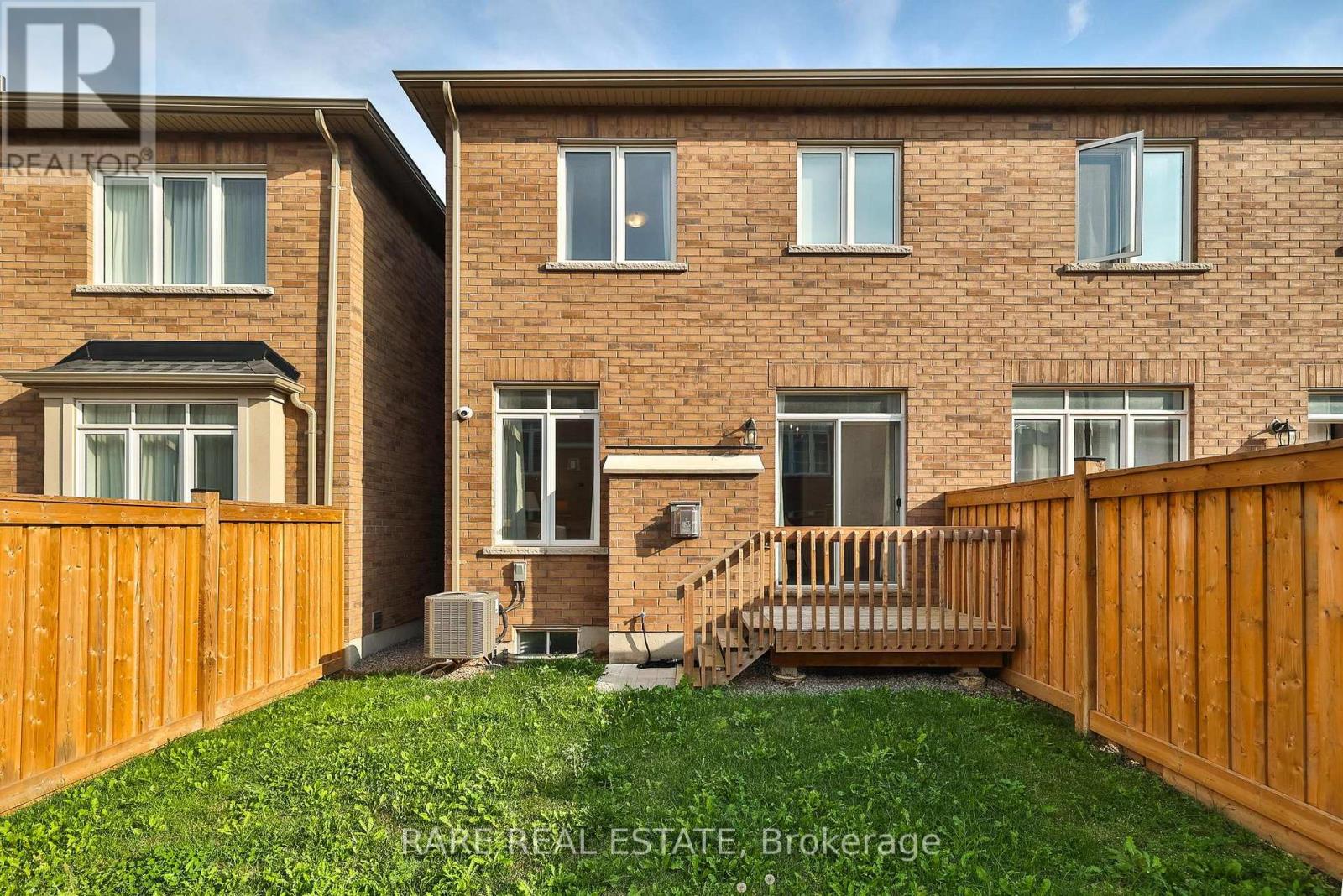 129 Marigold Gardens, Oakville, Ontario  L6H 0Y1 - Photo 39 - W12489054