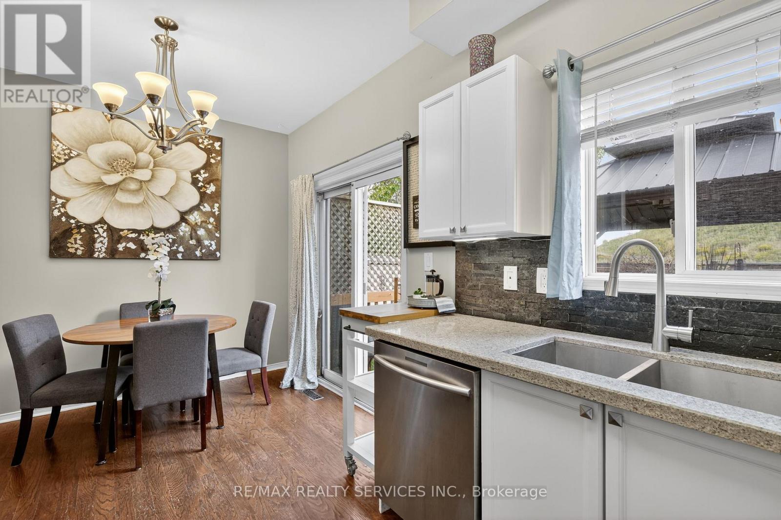 12 Hesketh Court, Caledon, Ontario  L7C 1C6 - Photo 12 - W12489078