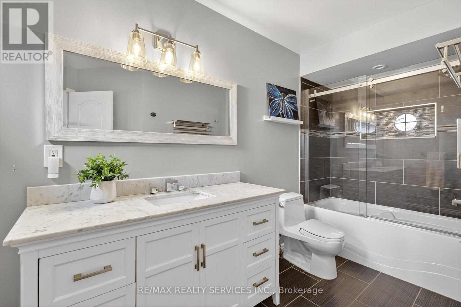 12 Hesketh Court, Caledon, Ontario  L7C 1C6 - Photo 19 - W12489078