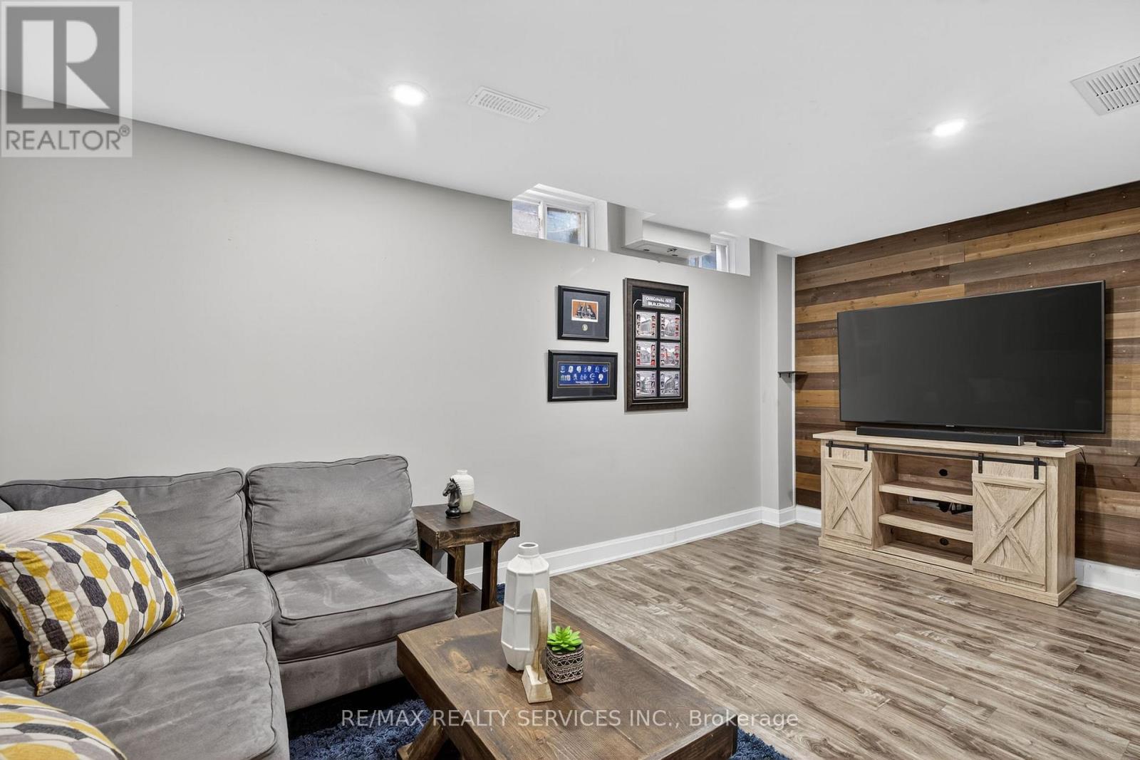 12 Hesketh Court, Caledon, Ontario  L7C 1C6 - Photo 26 - W12489078