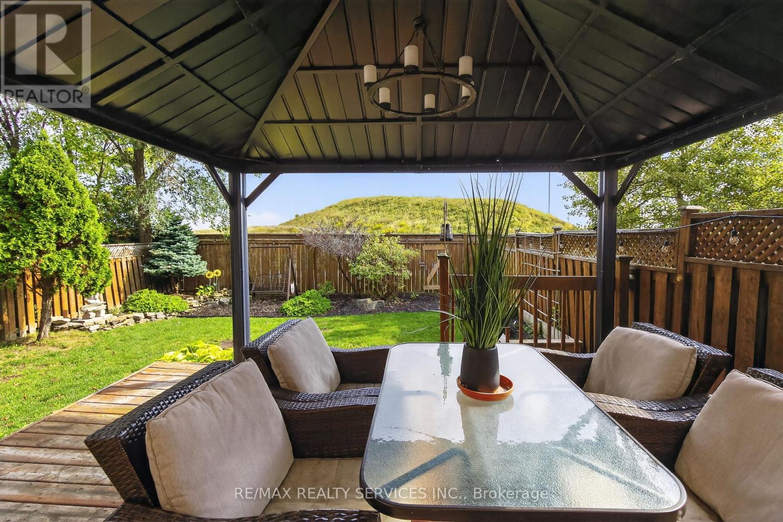 12 Hesketh Court, Caledon, Ontario  L7C 1C6 - Photo 31 - W12489078