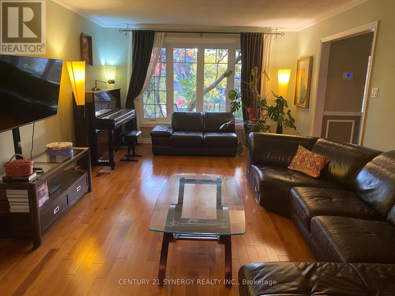 2298 Bowman Road, Ottawa, Ontario  K1H 6V6 - Photo 10 - X12489100