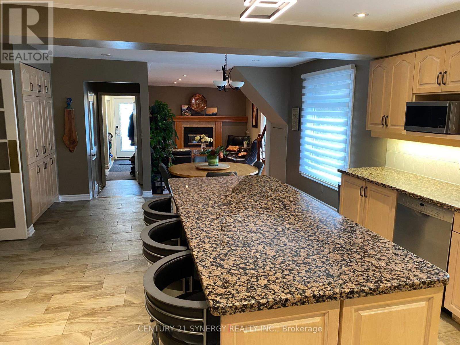 2298 Bowman Road, Ottawa, Ontario  K1H 6V6 - Photo 13 - X12489100