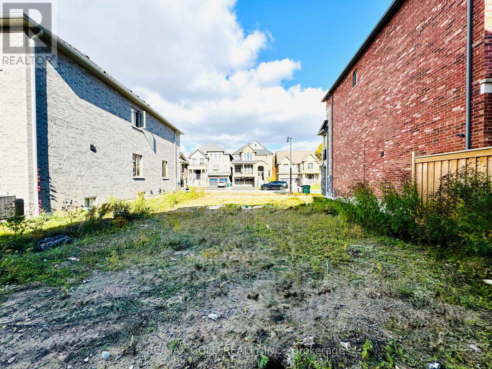 180 Thornbush Boulevard, Brampton (Northwest Brampton), Ontario  L7A 0G4 - Photo 14 - W12487028