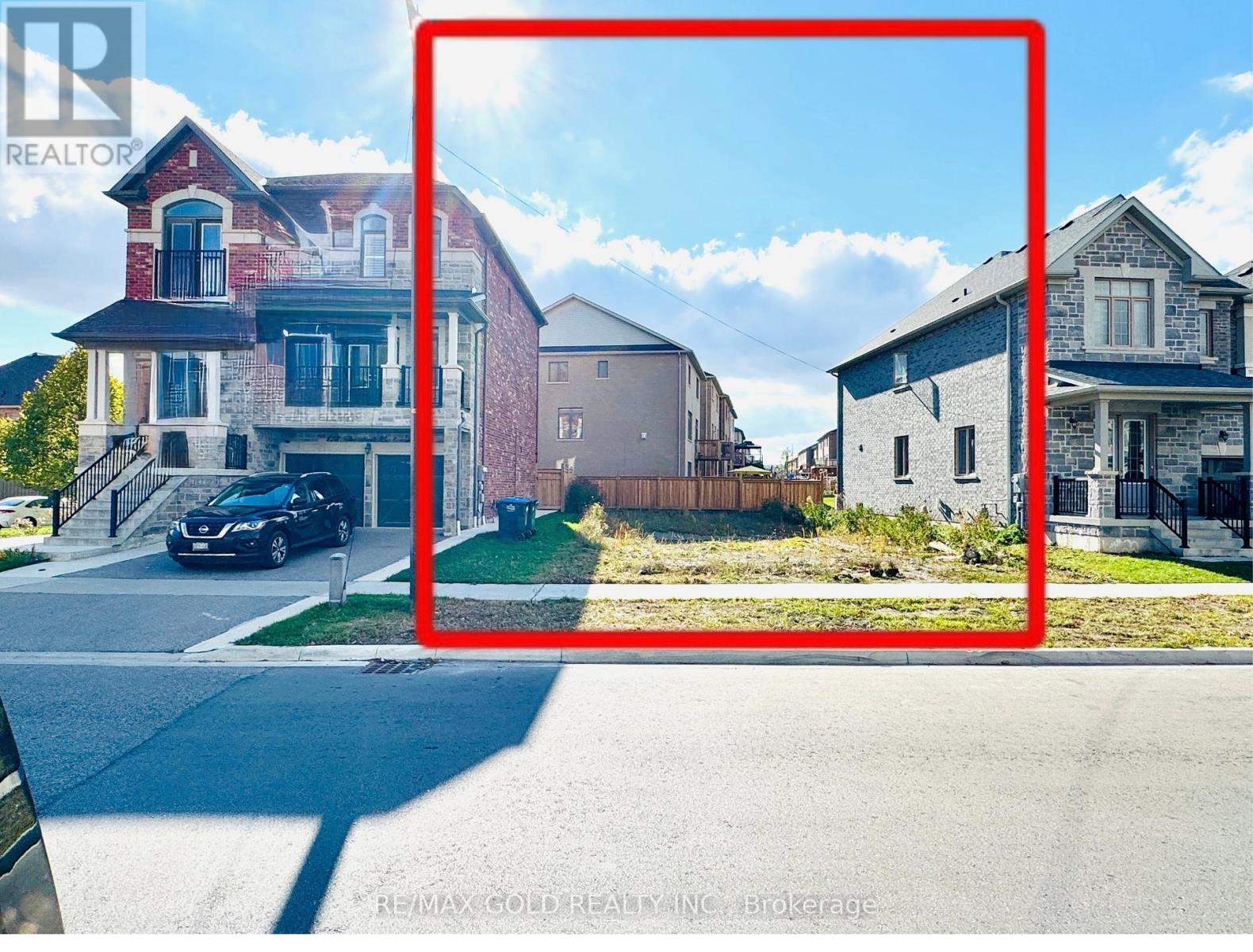 180 Thornbush Boulevard, Brampton (Northwest Brampton), Ontario  L7A 0G4 - Photo 2 - W12487028