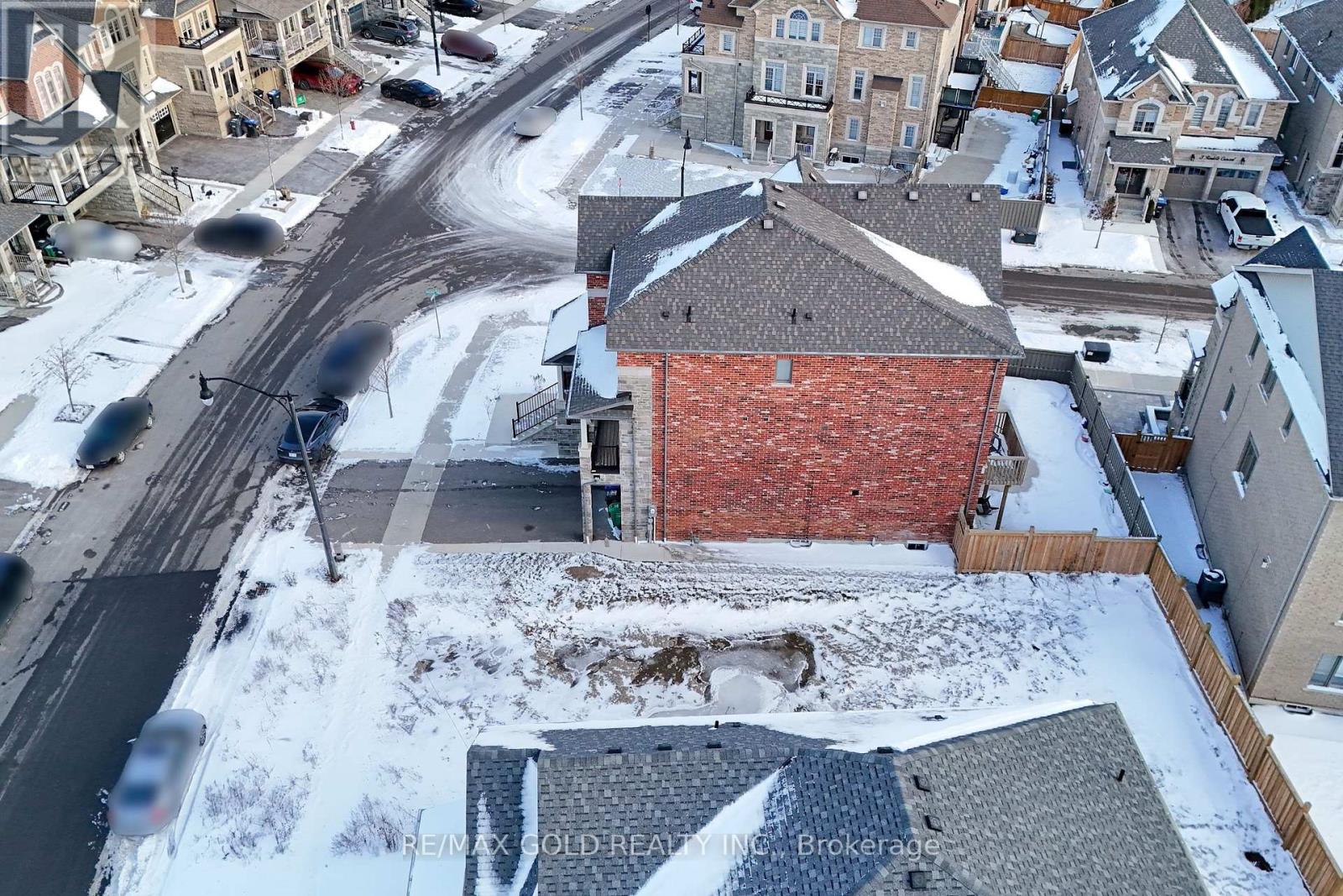 180 Thornbush Boulevard, Brampton (Northwest Brampton), Ontario  L7A 0G4 - Photo 29 - W12487028