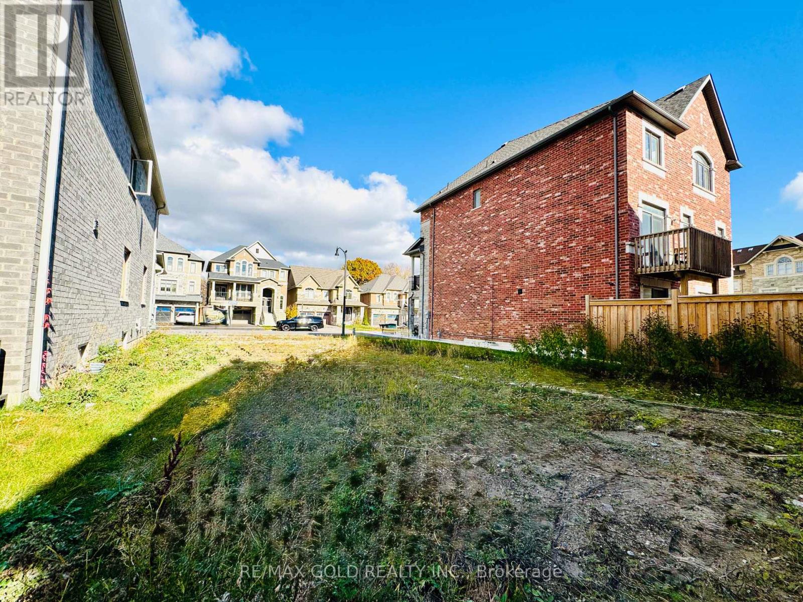 180 Thornbush Boulevard, Brampton (Northwest Brampton), Ontario  L7A 0G4 - Photo 15 - W12487028