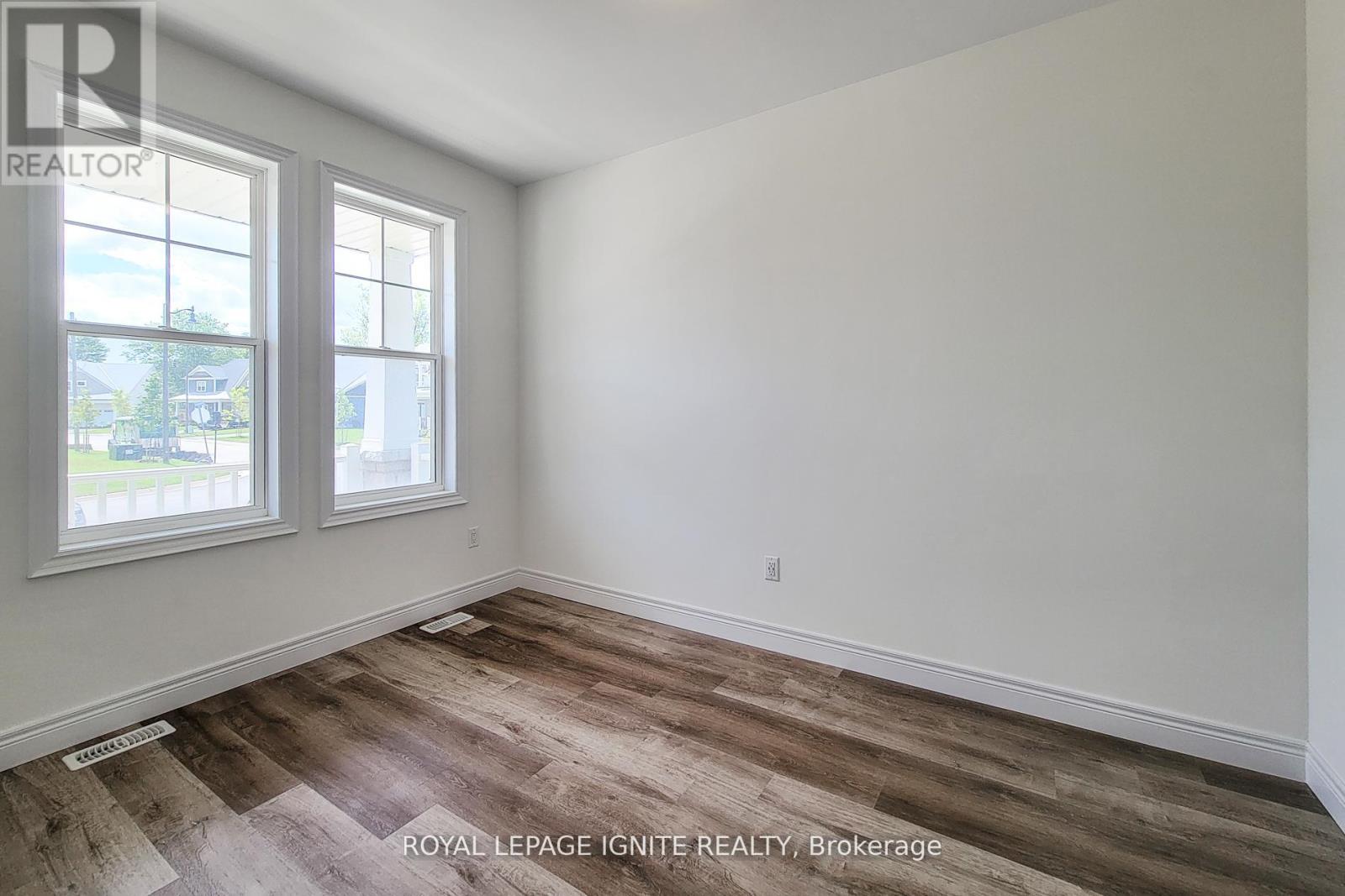 54 Beach Walk Crescent, Fort Erie, Ontario  L0S 1N0 - Photo 14 - X12489056