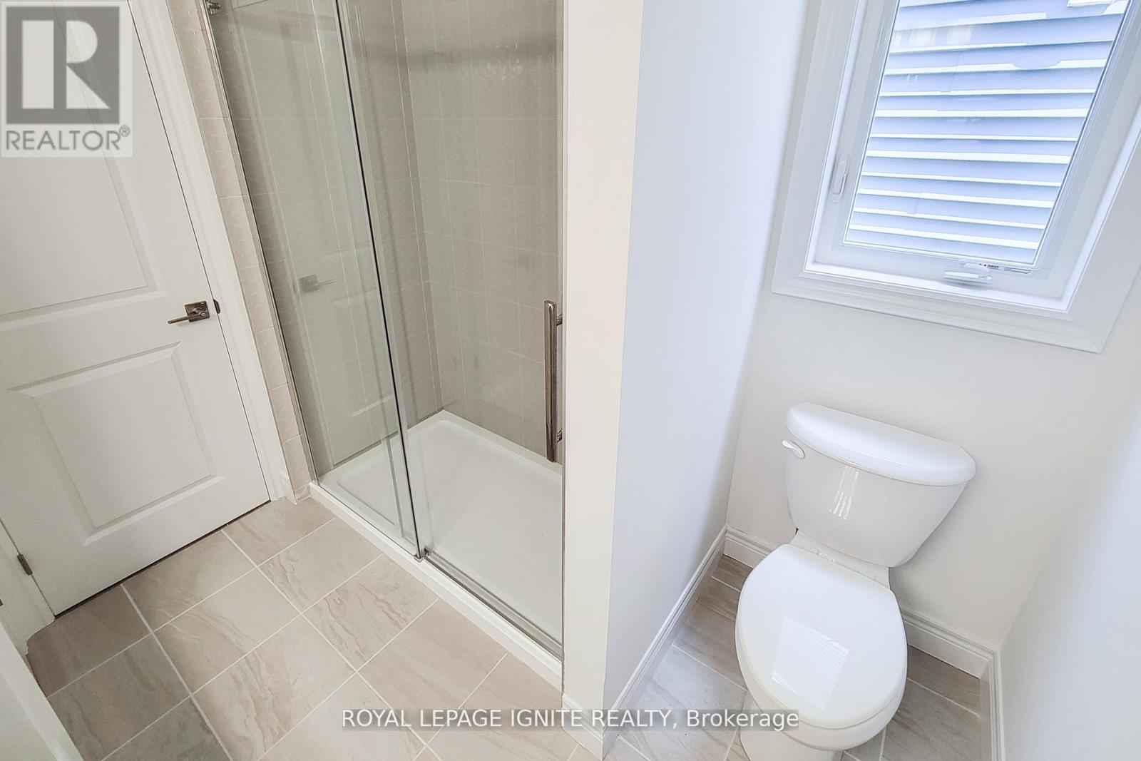 54 Beach Walk Crescent, Fort Erie, Ontario  L0S 1N0 - Photo 31 - X12489056