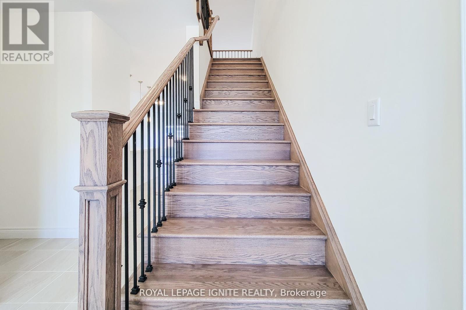 54 Beach Walk Crescent, Fort Erie, Ontario  L0S 1N0 - Photo 33 - X12489056