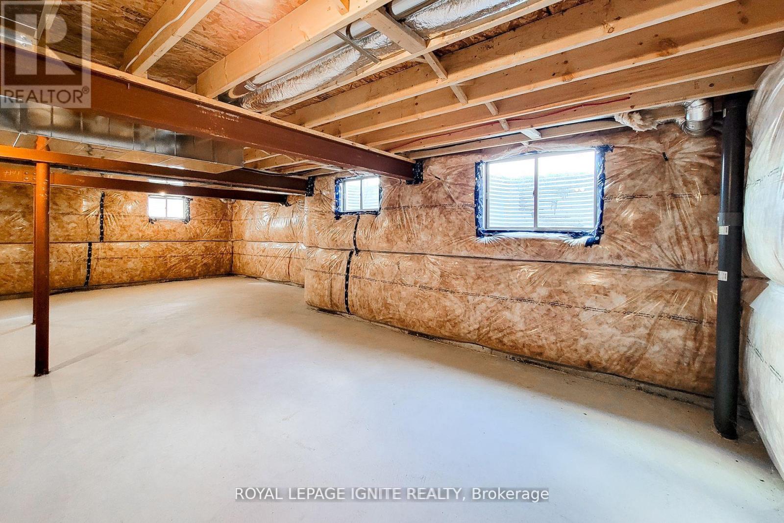 54 Beach Walk Crescent, Fort Erie, Ontario  L0S 1N0 - Photo 47 - X12489056