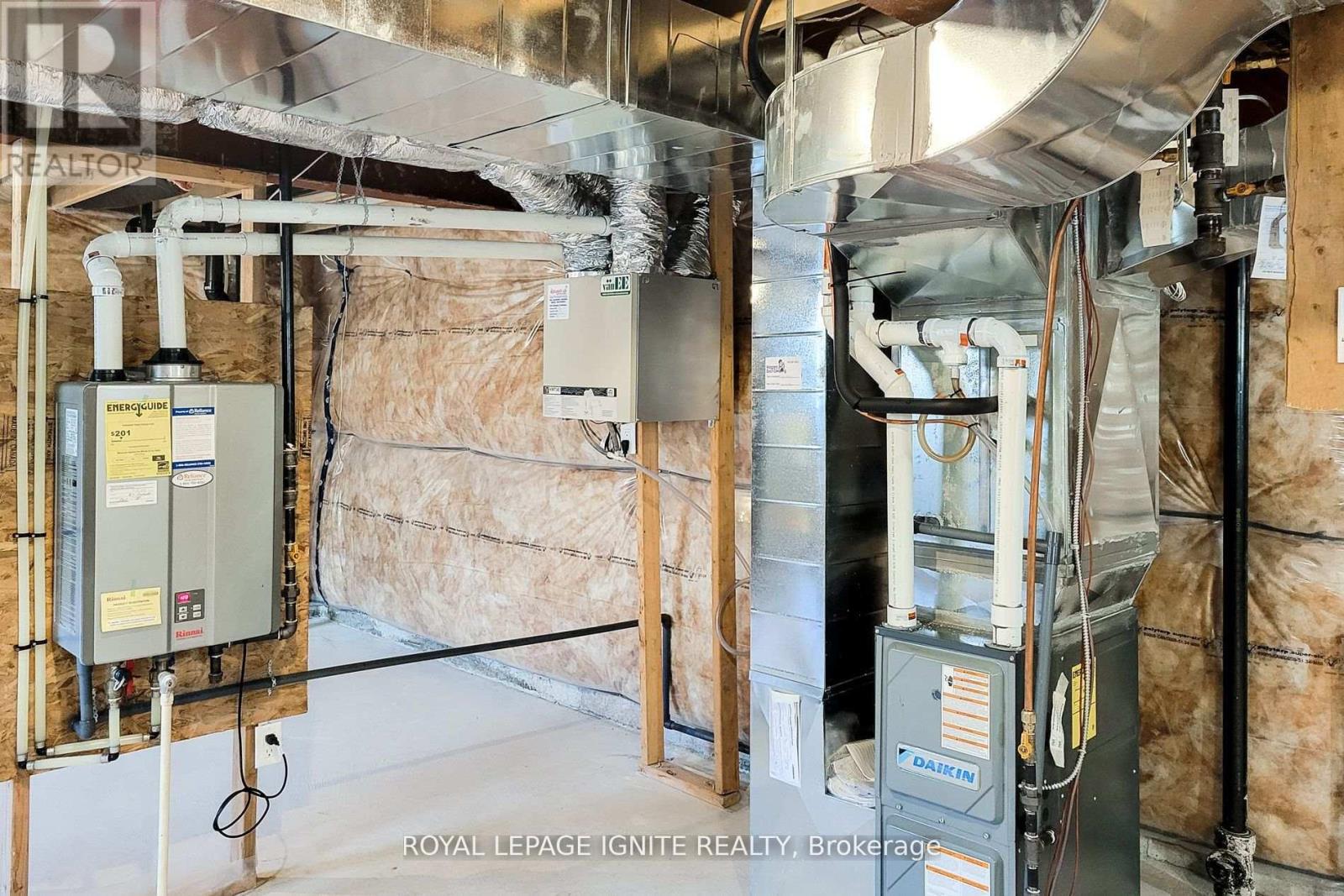 54 Beach Walk Crescent, Fort Erie, Ontario  L0S 1N0 - Photo 48 - X12489056