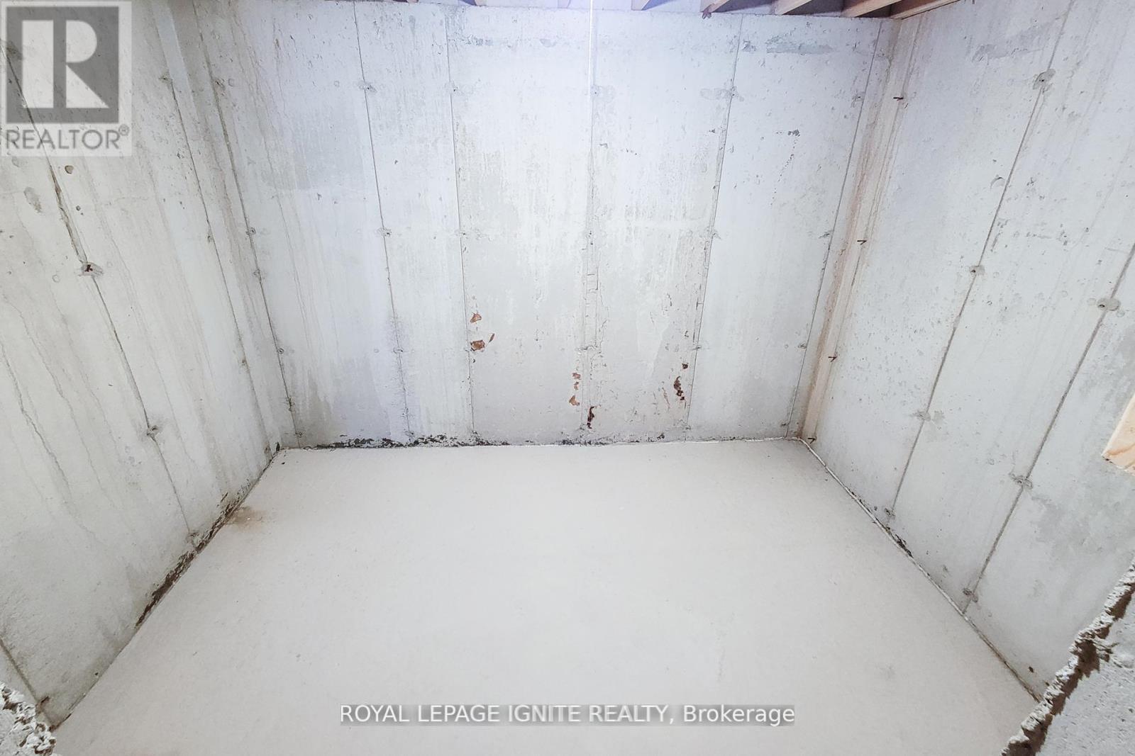 54 Beach Walk Crescent, Fort Erie, Ontario  L0S 1N0 - Photo 49 - X12489056