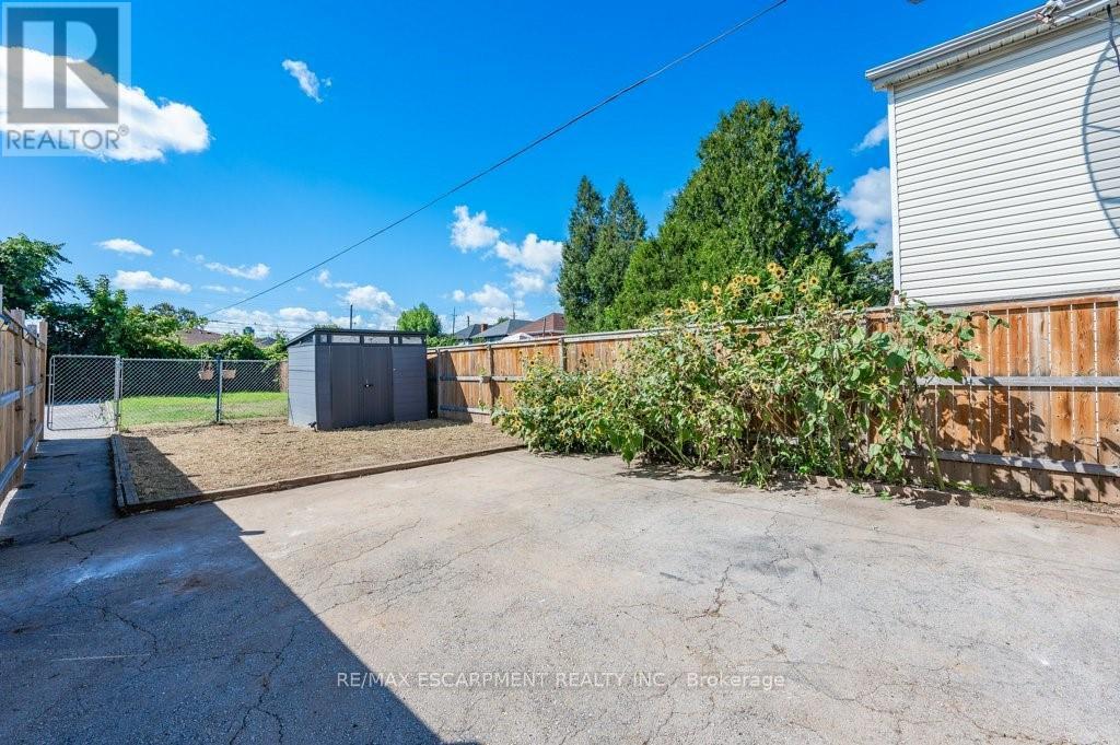 196 Picton Street E, Hamilton, Ontario  L8L 3W9 - Photo 28 - X12489080