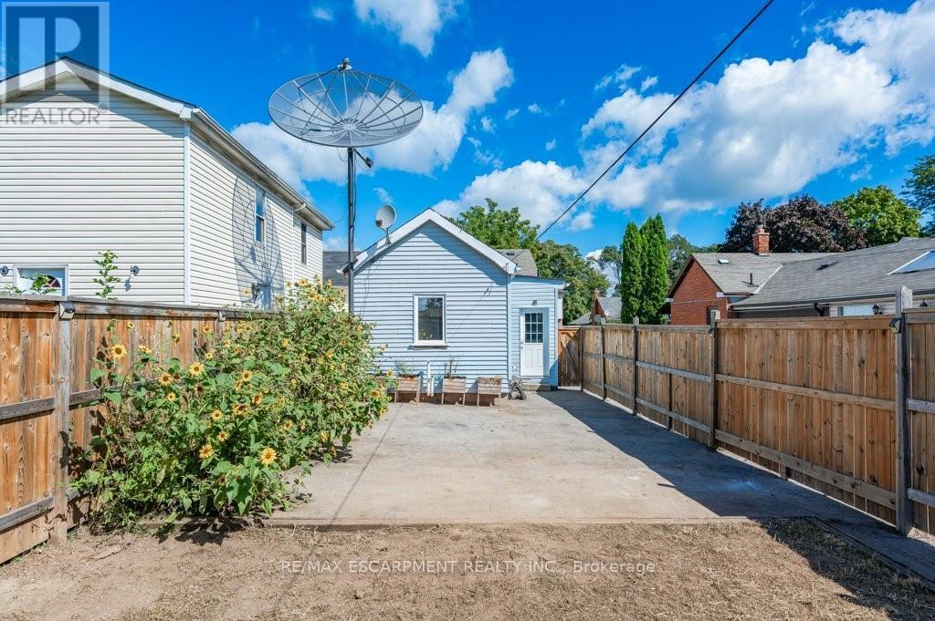 196 Picton Street E, Hamilton, Ontario  L8L 3W9 - Photo 31 - X12489080