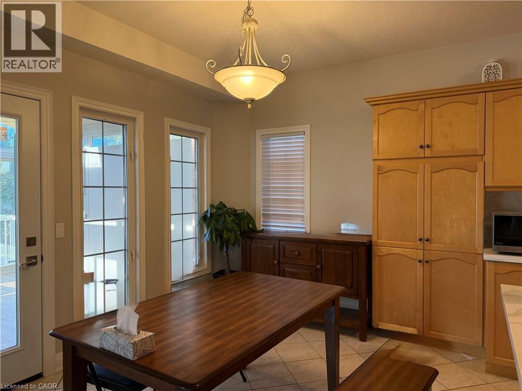 425 Old Oak Drive Unit# Upper, Waterloo, Ontario  N2T 2V6 - Photo 9 - 40783847