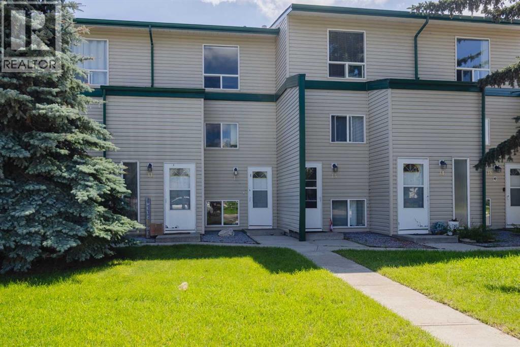 12, 707 Westmount Drive, Strathmore, Alberta  T1P 1A9 - Photo 4 - A2243952