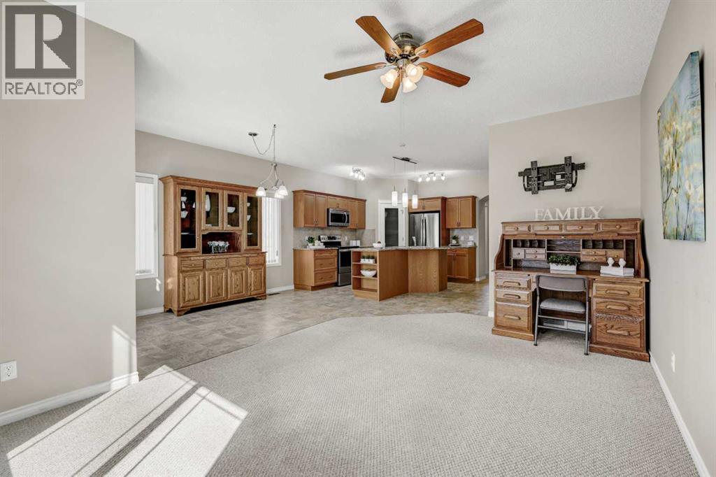 1402 Ravenscroft Avenue Se, Airdrie, Alberta  T4A 0L9 - Photo 13 - A2253501