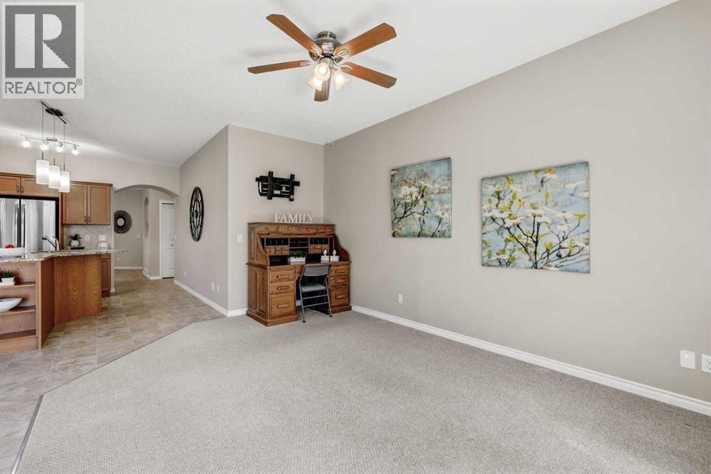 1402 Ravenscroft Avenue Se, Airdrie, Alberta  T4A 0L9 - Photo 10 - A2253501