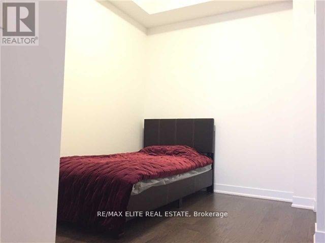 6206 - 88 Harbour Street, Toronto, Ontario  M5J 1B7 - Photo 9 - C12489110