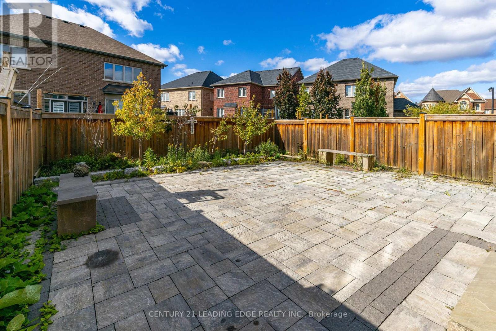 Lower - 102 Mactier Drive, Vaughan, Ontario  L4H 4T9 - Photo 11 - N12483039