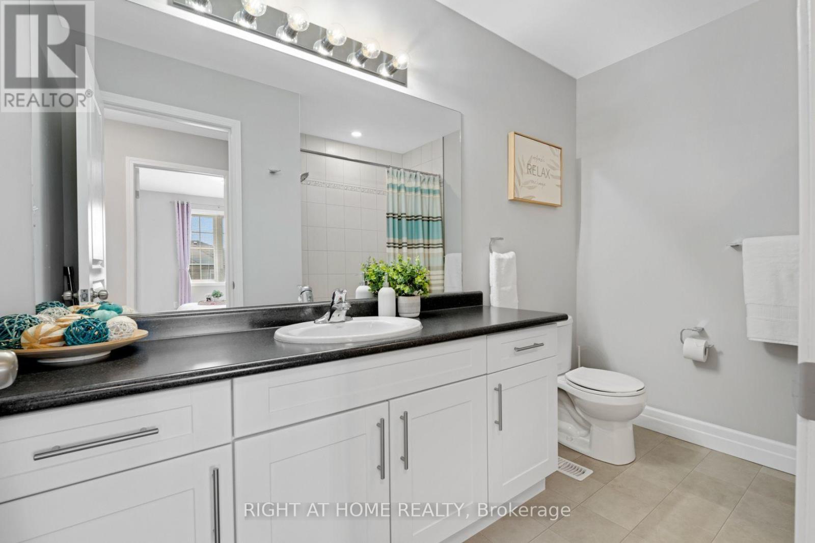 63 Grand Flats Trail, Kitchener, Ontario  N2A 0J8 - Photo 25 - X12488262