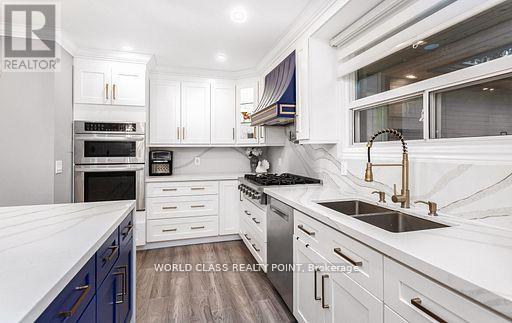 149 Allanhurst Drive, Toronto, Ontario  M9A 4K5 - Photo 7 - W12487035