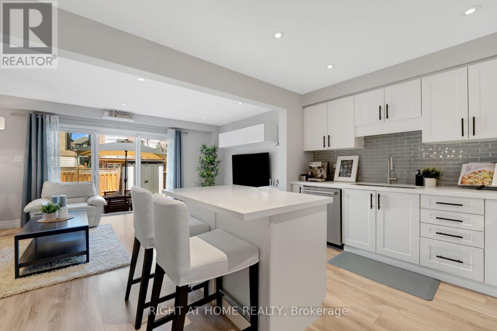 63 Grand Flats Trail, Kitchener, Ontario  N2A 0J8 - Photo 12 - X12488262