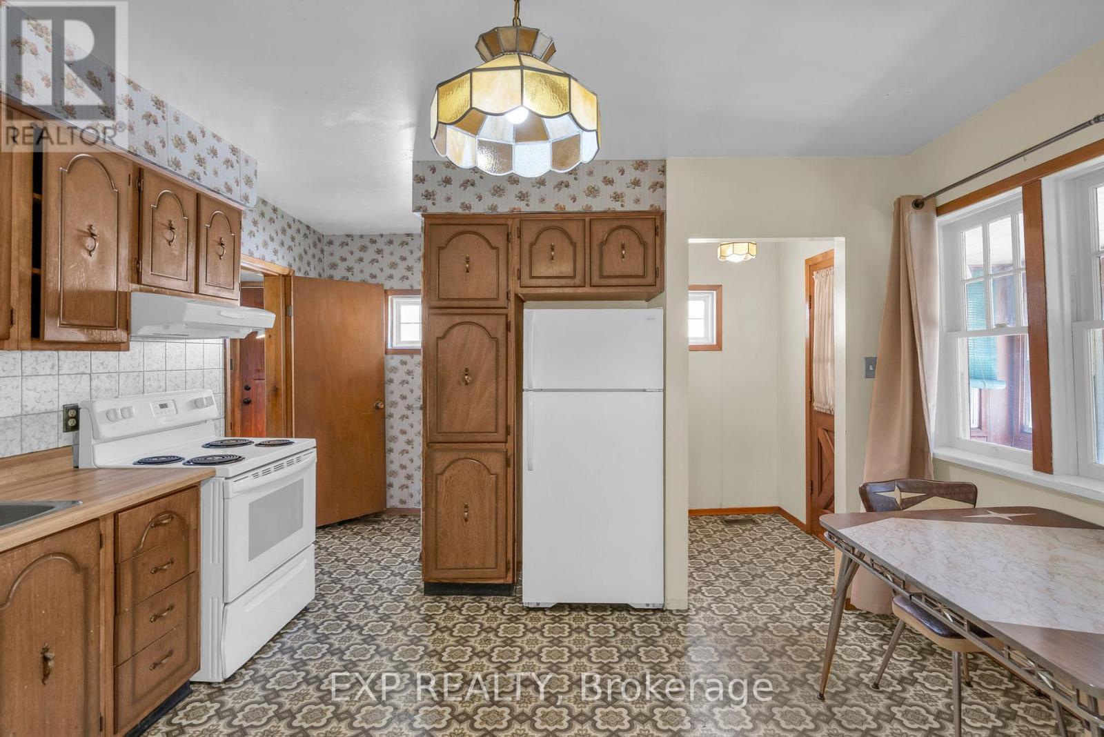 39 River Street, Georgina, Ontario  L0E 1R0 - Photo 11 - N12489092