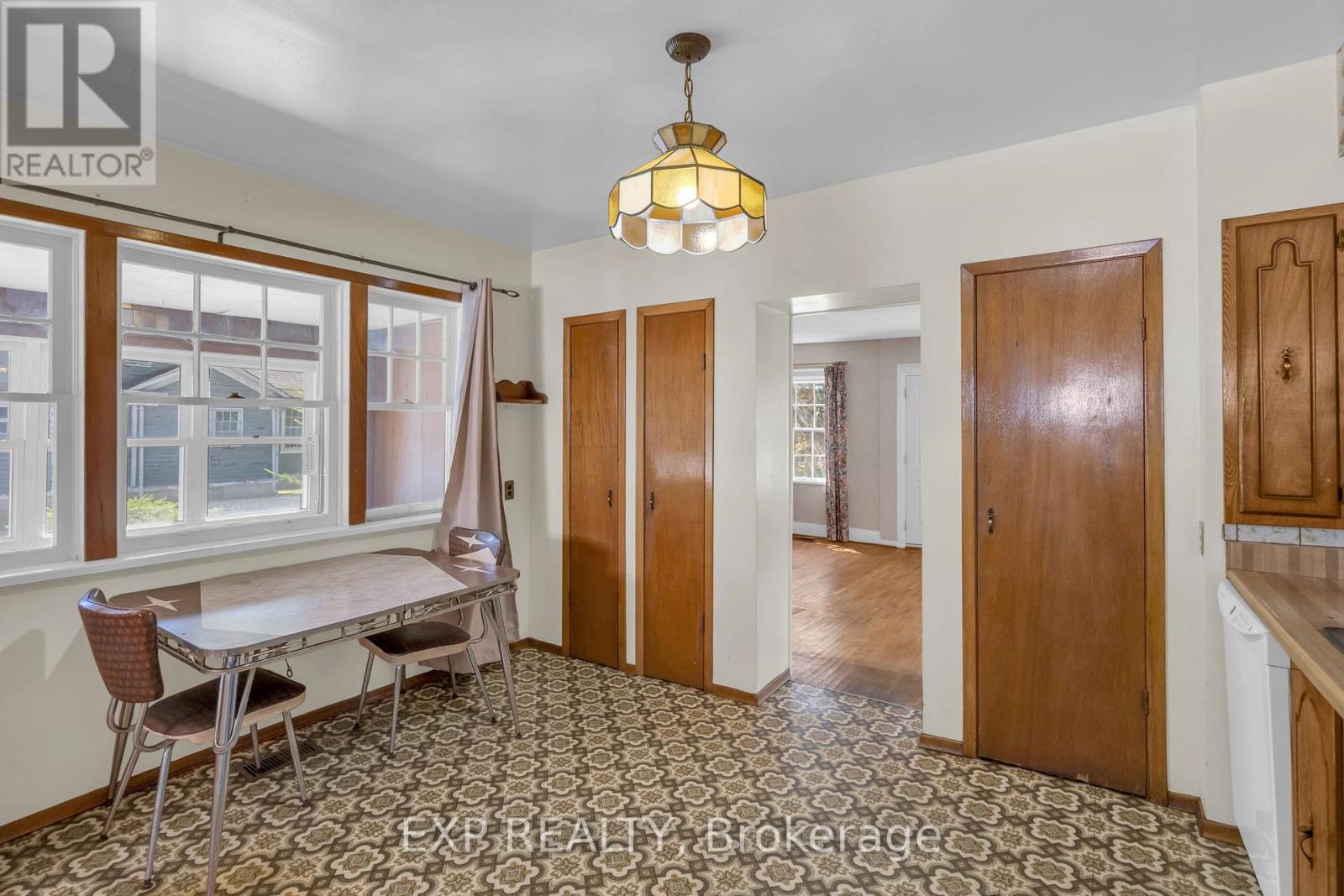 39 River Street, Georgina, Ontario  L0E 1R0 - Photo 13 - N12489092