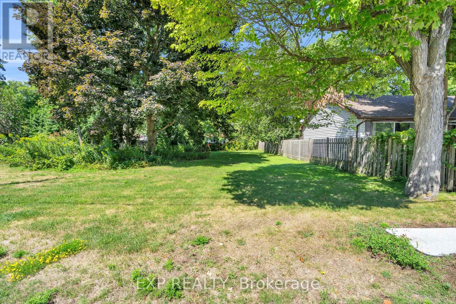 39 River Street, Georgina, Ontario  L0E 1R0 - Photo 30 - N12489092