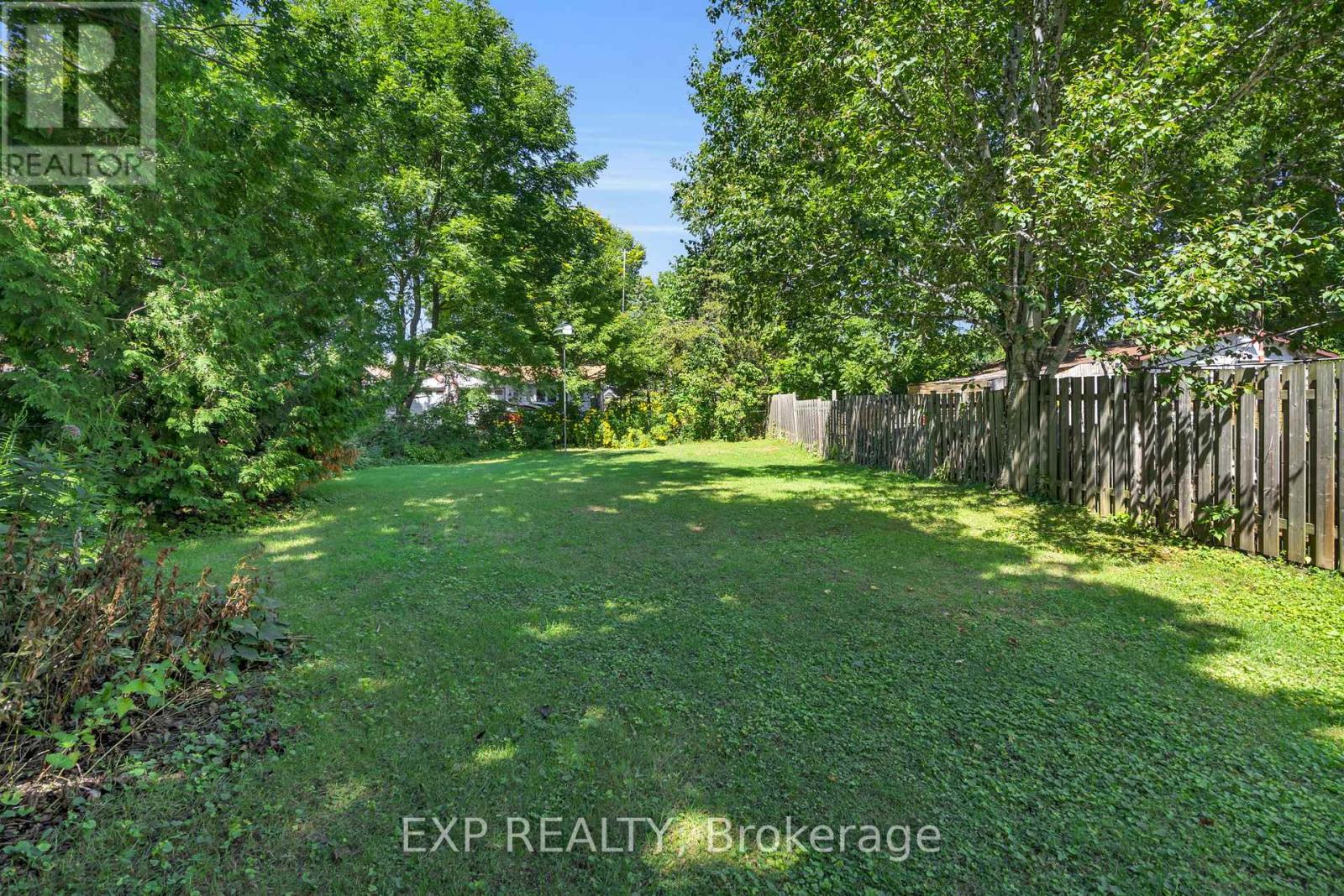 39 River Street, Georgina, Ontario  L0E 1R0 - Photo 31 - N12489092