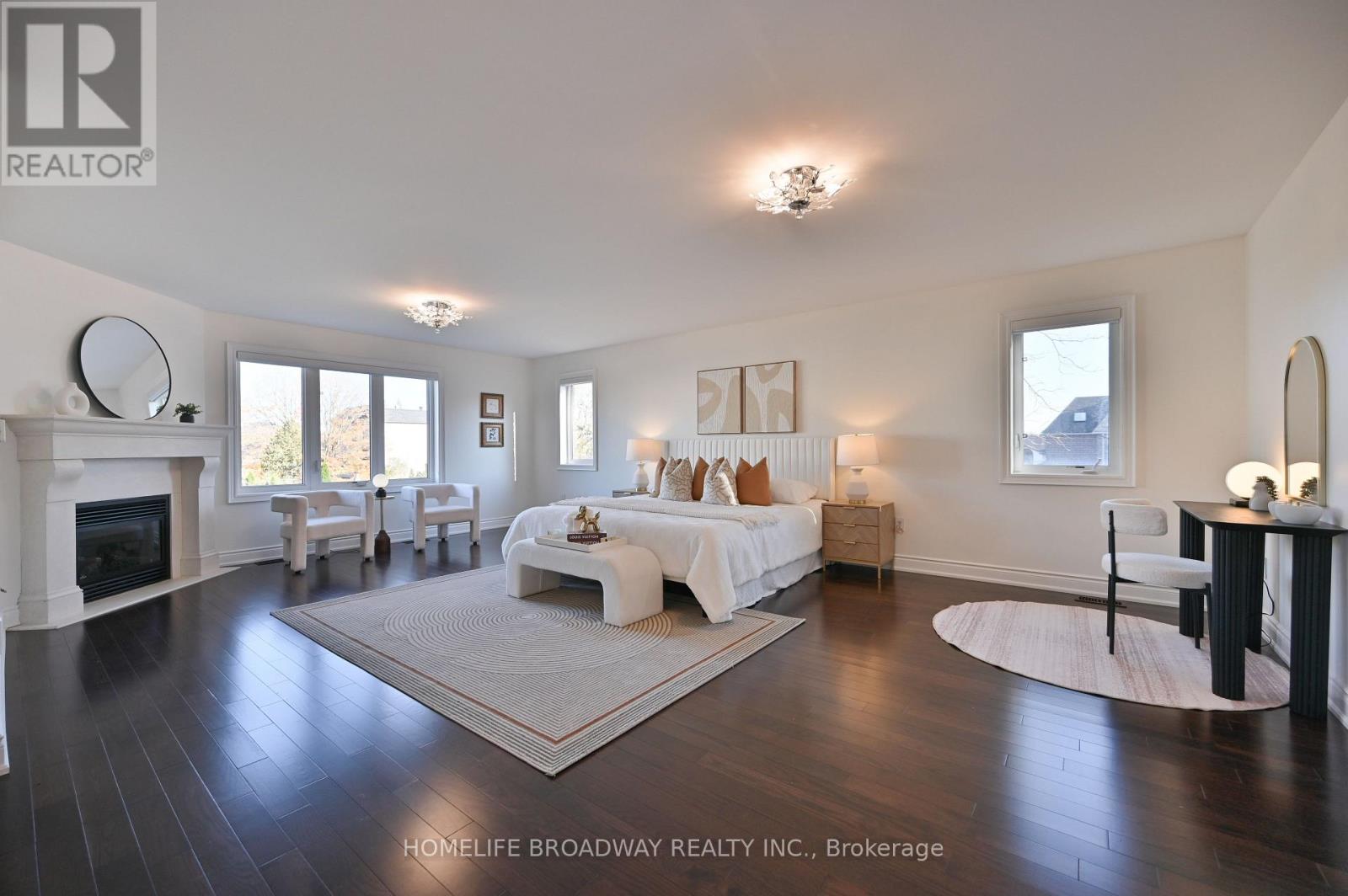 55 Avenue Road, Richmond Hill, Ontario  L4C 6B7 - Photo 24 - N12489108