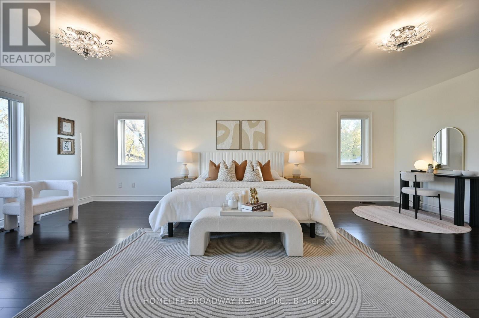 55 Avenue Road, Richmond Hill, Ontario  L4C 6B7 - Photo 26 - N12489108