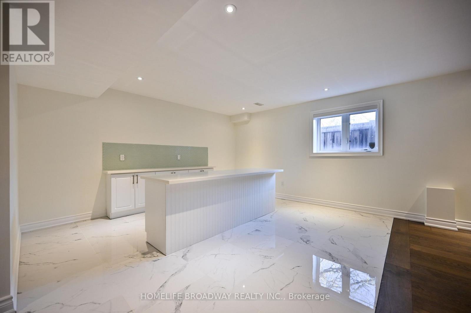 55 Avenue Road, Richmond Hill, Ontario  L4C 6B7 - Photo 40 - N12489108