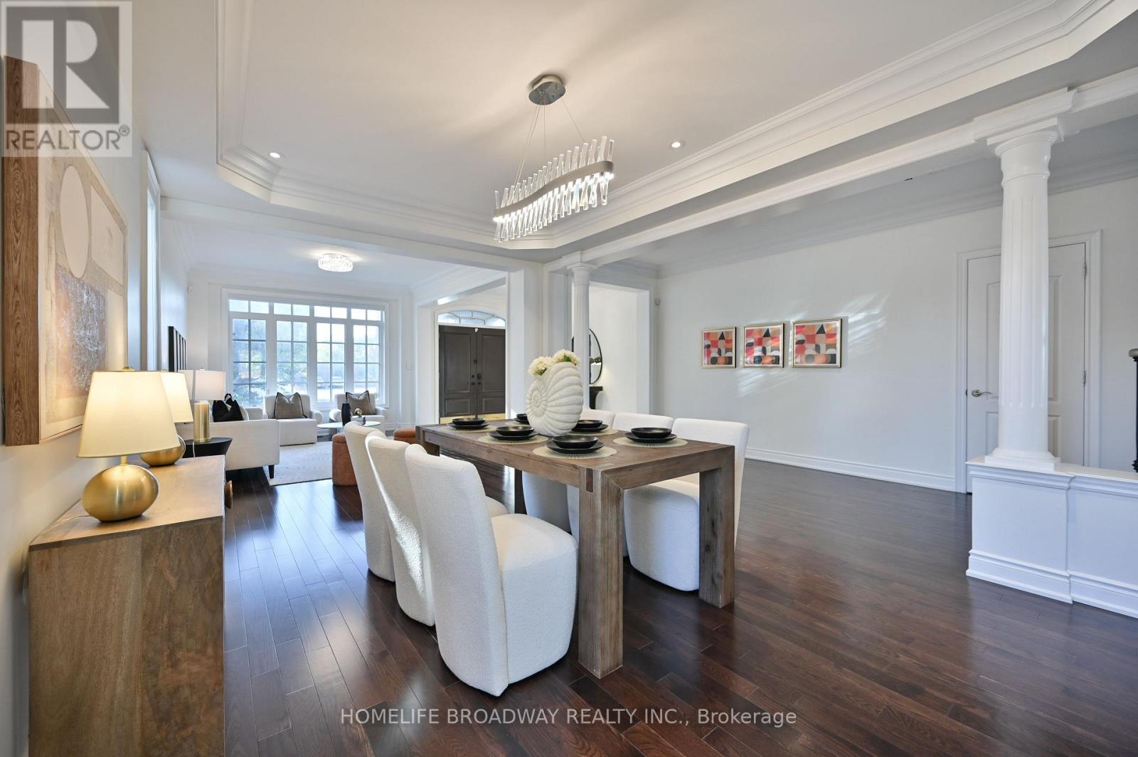 55 Avenue Road, Richmond Hill, Ontario  L4C 6B7 - Photo 6 - N12489108